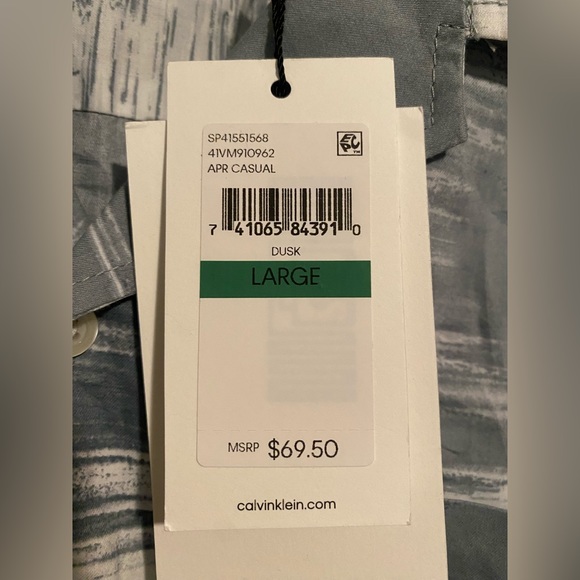 NWT Calvin Klein summer button up - Picture 2 of 2